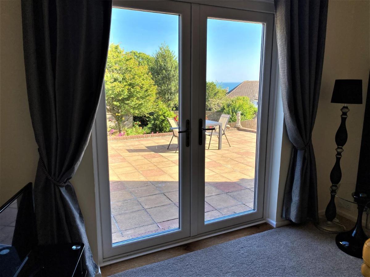 Luxury Suntrap In Private Complex St Leonards Appartement Hastings Buitenkant foto